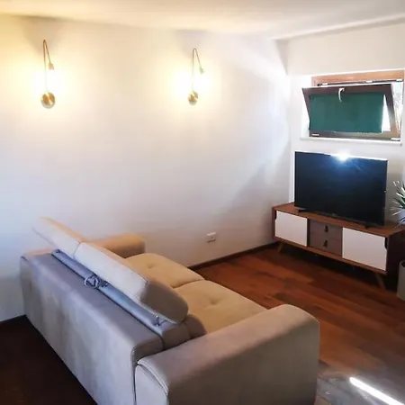 Cosy Penthouse Loft With Stunning View Apartment